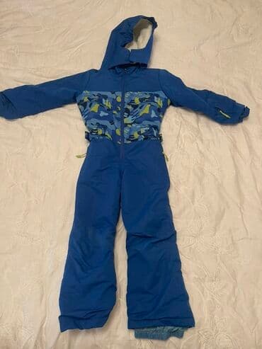 Uşaq üçün qışlıq kombinezon - Rəng: mavi, sinə hissəsində göy-yaşıl