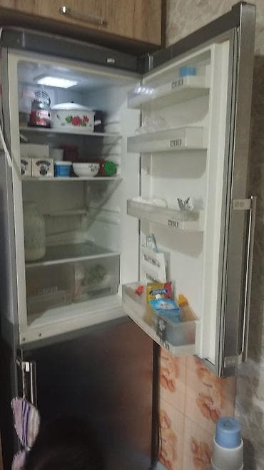 söyüd: İkiqapılı soyuducu (alt kamerada dondurucu) - Rəng: paslanmayan polad — 3