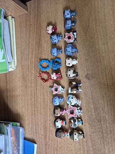 vinil disk: Stranger Things mövzusunda mini fiqur kolleksiyası - Serialın əsas — 1