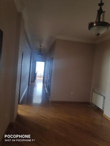 gence hostel: Gənclik metrosunun yanında, Koroğlu Rəhimov küçəsi 13a ünvanında, ABU — 7