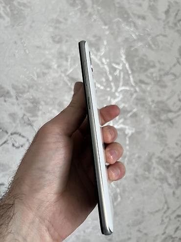 samsung z flip 4 ikinci el: Samsung 32 GB, rəng - Ağ, Barmaq izi — 9