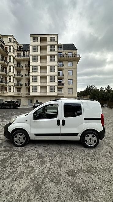 avto qaz kredit: Fiat Fiorino: 1.4 l | 2018 il 95000 km Van body type — 3