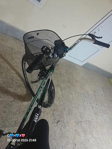 şəhər velosipedi: Şəhər velosipedi Strim, 28", sürətlərin sayı: 1 — 5