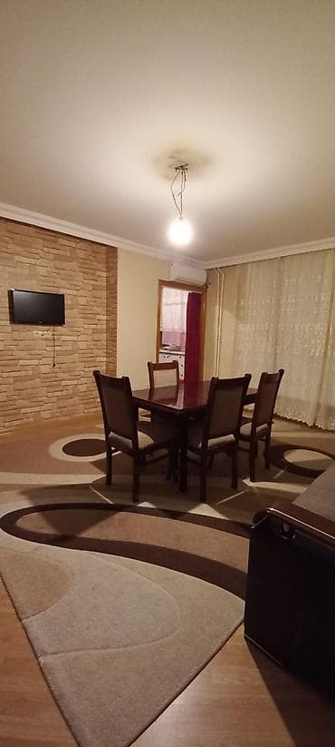nerimanovda evler: Ev Nərimanovda Mado istiqamətində yerləşir. Evdən metroya piyada 6dq — 2