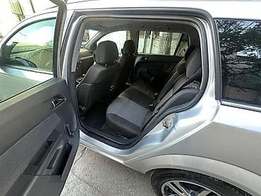 opel astra k: Opel Astra H Caravan (universal), gümüşü rəng. - Kuzov: 5 qapılı — 9