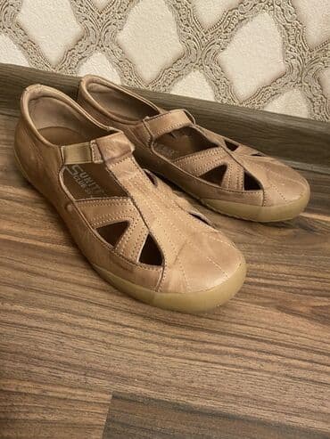 бежевые босоножки на тракторной подошве: Размер: 37, цвет - Бежевый, Б/у — 3