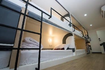 sumqayit 10 mkr: Hostel 10 azn — 1