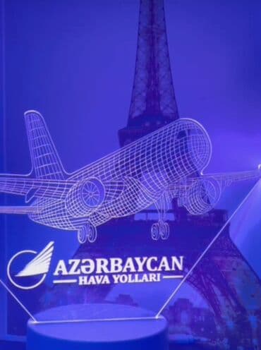 светящийся spinner (спиннер): Samalyot işıqlı suvenir hem tokla hem batareya ilə işləyir.rengleri — 3