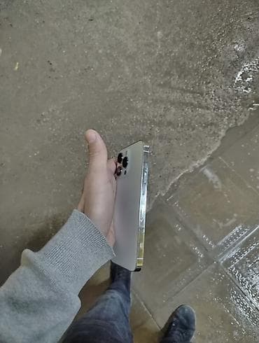 usb uzadıcı: İphone 13pro tam ideal 256gb yaddaş 77pil sağlığı zavod cızığsız — 2