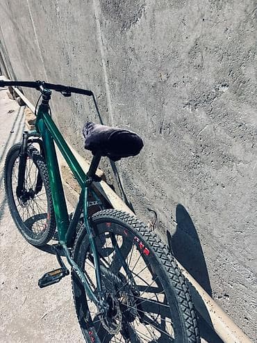 zigzag velosiped: Şəhər və yüngül off-road üçün çox yönlü velosiped - Rəng: tünd yaşıl — 1