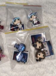 Manejlər: Kinder Joy Stranger Things figurlar satiram 1 dene 5 azn 2 dene 9 — 1