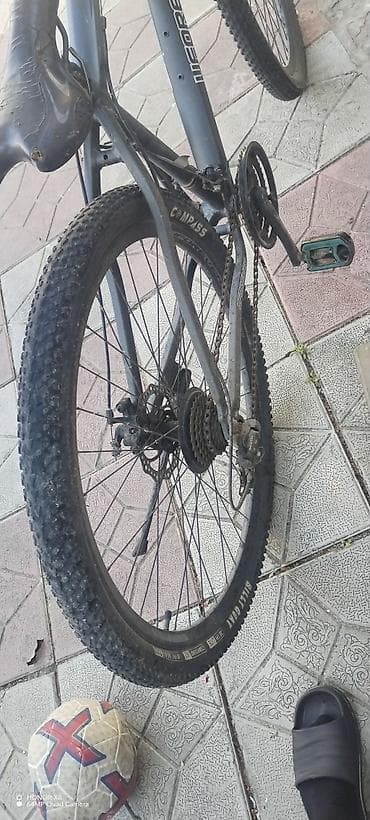 Velosipedlər: Şəhər və yüngül off-road üçün universal dağ velosipedi. - Marka/model — 3