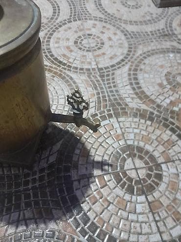 Baklar və çənlər: İşlənmiş Od Samovar, 7 l, Ünvandan götürmə — 4