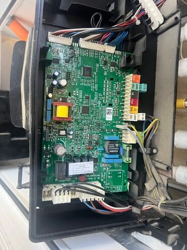 ремонт авто с выездом: Hər növ kombi̇ləri̇n təmi̇ri̇ və satişi mövcuddur . Servi̇s — 4