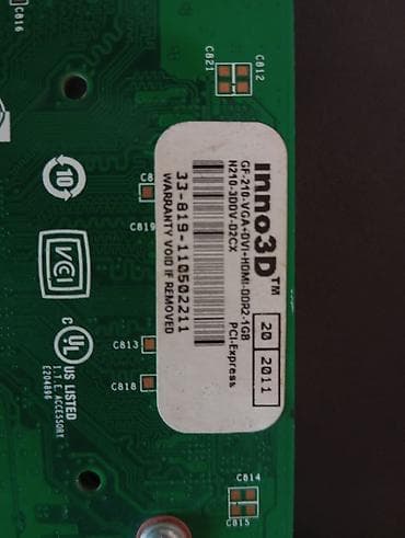 Kompüter ehtiyyat hissələri: Inno3D GeForce 210 ekran kartı - Model: Inno3D GF-210 — 3