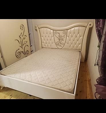Taxt satilir. *Qiymeti 180 Azn.* Unvan Mehdiabad. Odeniwli catdirilma