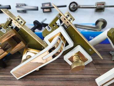 qapi ruckasi: Qapı dəstəyi və daxili mexanizm dəsti - Material: metal korpus — 1