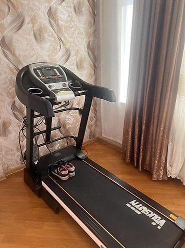 Qaçış trenajoru Volksgym (elektrikli) Xüsusiyyətlər: - Geniş qaçış lalafo.az -da Qaçış trenajoru Volksgym (elektrikli) Xüsusiyyətlər: - Geniş qaçış