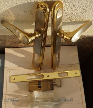 Yeni, Pulsuz çatdırılma, Ödənişli çatdırılma — 1