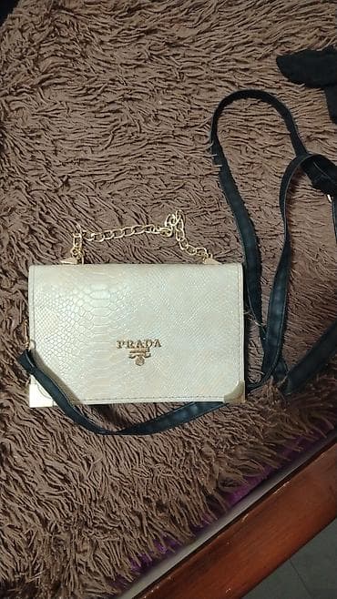 maqintafon ucuz: 1 defe istifade olunub 2 sini alana 15m vererem ciddi alıcıya İki ədəd — 1