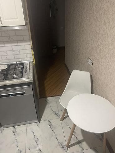 saray mtk 78 kv: Bakı, 3 otaqlı, Köhnə tikili, 60 kv. m — 10