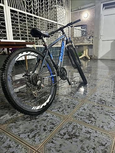 Kitablar və jurnallar: 26 velosiped normal veziyyetde — 1