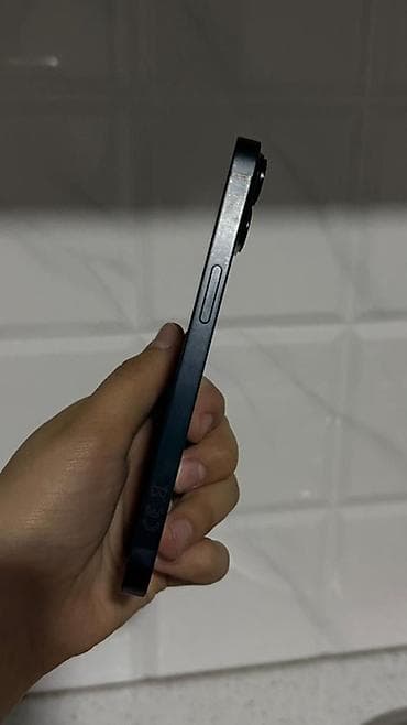 one punch man: IPhone 14, Qara — 3