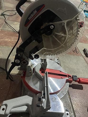 elektrikli mişar: İşlənmiş Makute Uqlorez, 1800 W, 255 mm, Kredit yoxdur, Zəmanətsiz, Ünvandan götürmə — 2