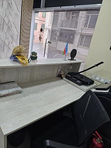 oval masalar: Mebel: Recepşn/lobbi masa - Material: MDF/LDSP əsaslı, ağ-boz “ağac — 2