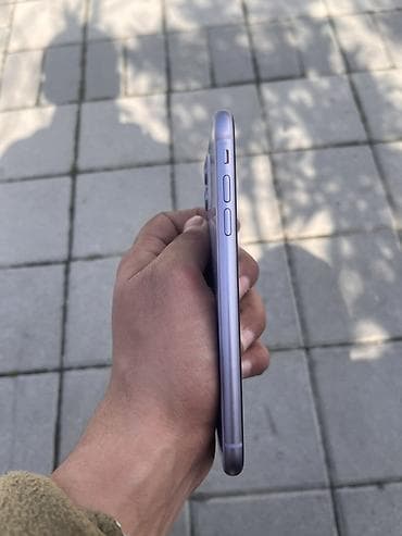 iphone 11 ucuz qiymete: IPhone 11, Face ID — 4