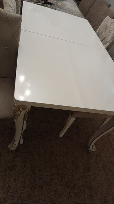 qonaq masası: İşlənmiş, Masa və oturacaqlar, Kredit yoxdur — 2