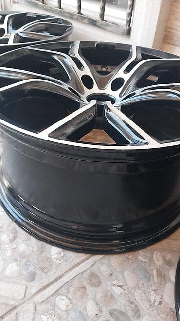 Yağlar və avtokimyəvi maddələr: 18 lik Disk .Avtomobil üçün yüngül lehimli disklər dəsti - Miqdarı: 4 — 3