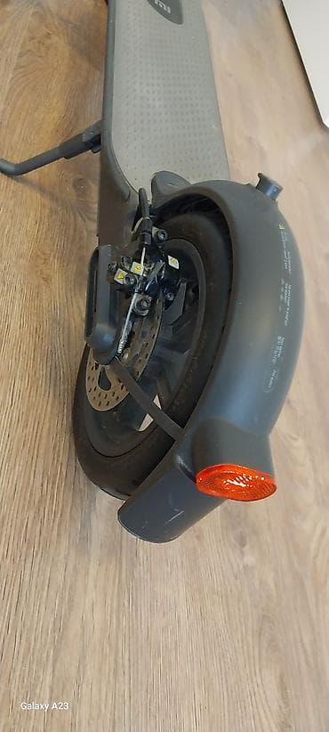 elektrikli somavar: Xiaomi Mi Electric Scooter Essential (model DDHBC08NEB) elektrik — 8