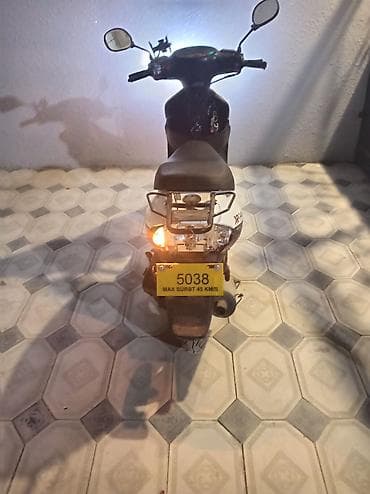 cruze bmw stop: Moon brand - moped, 50 sm3, 2008 il, 54849 km — 4