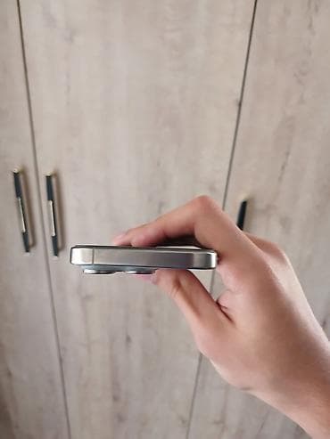 iphone 5c 64gb: IPhone 16 Pro, 128 GB, Natural Titanium, Face ID — 3