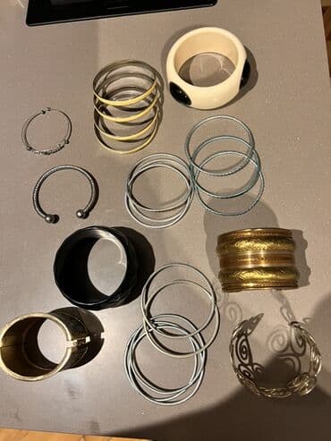 yuxuda sirqa gormek: Qadın bəzək əşyaları dəsti – müxtəlif kolyeler, bilərziklər və — 2