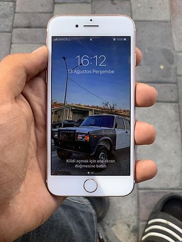 IPhone 7, 32 GB, Rose Gold, Barmaq izi