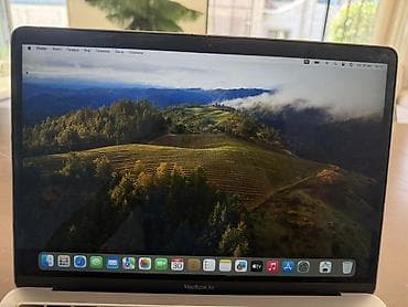 en ucuz apple macbook air: MacBook Air 13” 2018 satılır. Vəziyyəti yaxşıdır, hər şeyi işlək — 1