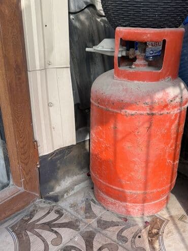 col qapi: Qırmızı rəngli məişət qaz balonu - Tutumu: standart iri həcm — 1