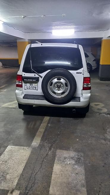pajero io: Mitsubishi Pajero: 2 l | 2000 il 348858 km Ofrouder/SUV — 4