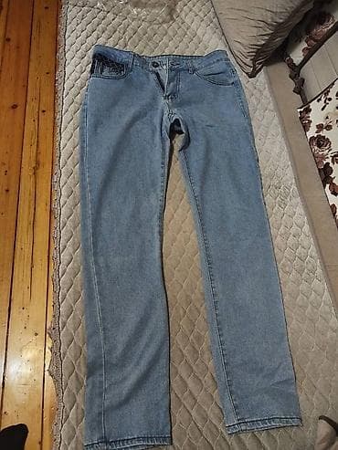 Təzədən seçilmir cəmi bir dəfə geyinilib 32razmer təmiz türkıyə