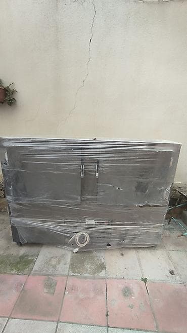 Konteynerlər: Vitrin tipli soyuducu/şirniyyat vitrini - Önü qabarıq şüşəli — 2