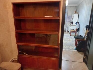 İşlənmiş, Kitab rəfi, Düz, Rumıniya