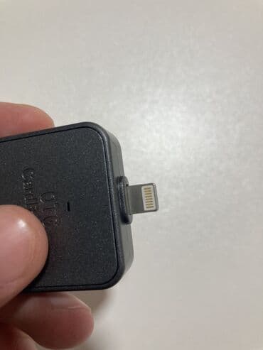 iphone ucun flash kart: Yığcam dizaynlı kart oxuyucusu. Lightning konnektoru vasitəsilə Apple — 3