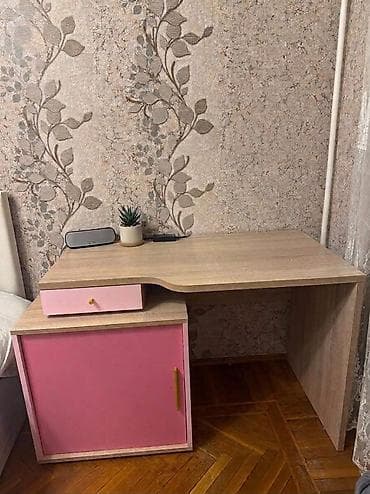 madera mebel: Yazı masası 150azn . Madeyra mebeldən alinib Yenisi 300-350azn-dir — 1
