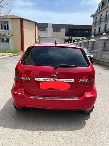 111 mator satilir: Mercedes-Benz B 180: 1.7 l | 2010 il Hetçbek — 4