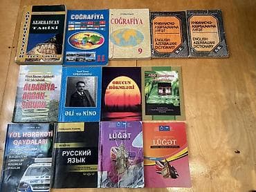 Müxtəlif mövzularda kitab toplusu Satışda fotoşəkillərdə görünən