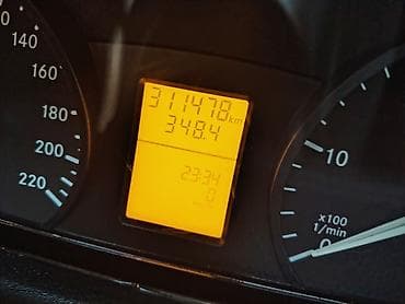 mersedes kapot: Mercedes-Benz Vito: 2.2 l | 2011 il Mikroavtobus — 6