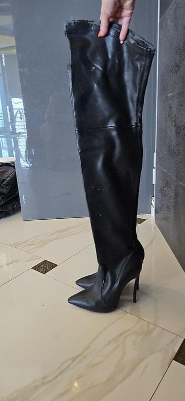 sapaskiler: Qadın dizdən yuxarı çəkmə – Casadei, 39 ölçü - Brend: Casadei — 2