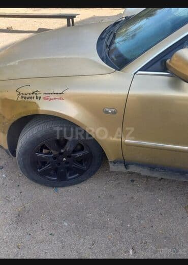 запчасти vw b3: Volkswagen Passat sedan - Korpus: 4 qapılı sedan, qızılı rəngli — 4